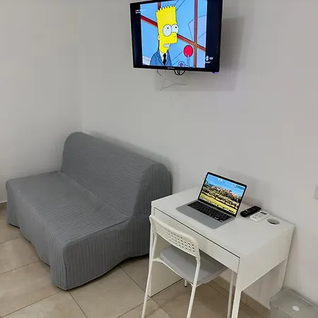 110 Mq Piano Terra- Parcheggio Privato-giardino *