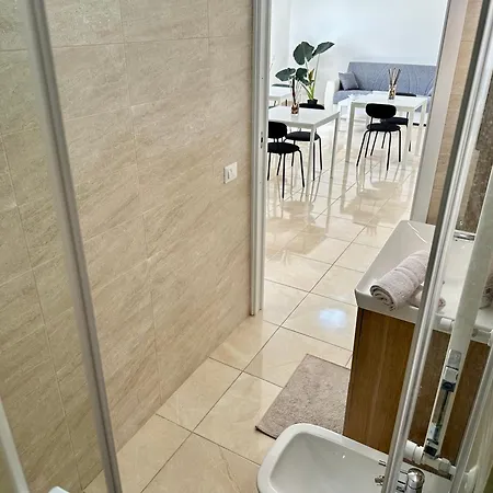110 Mq Piano Terra- Parcheggio Privato-giardino Holiday home Velletri